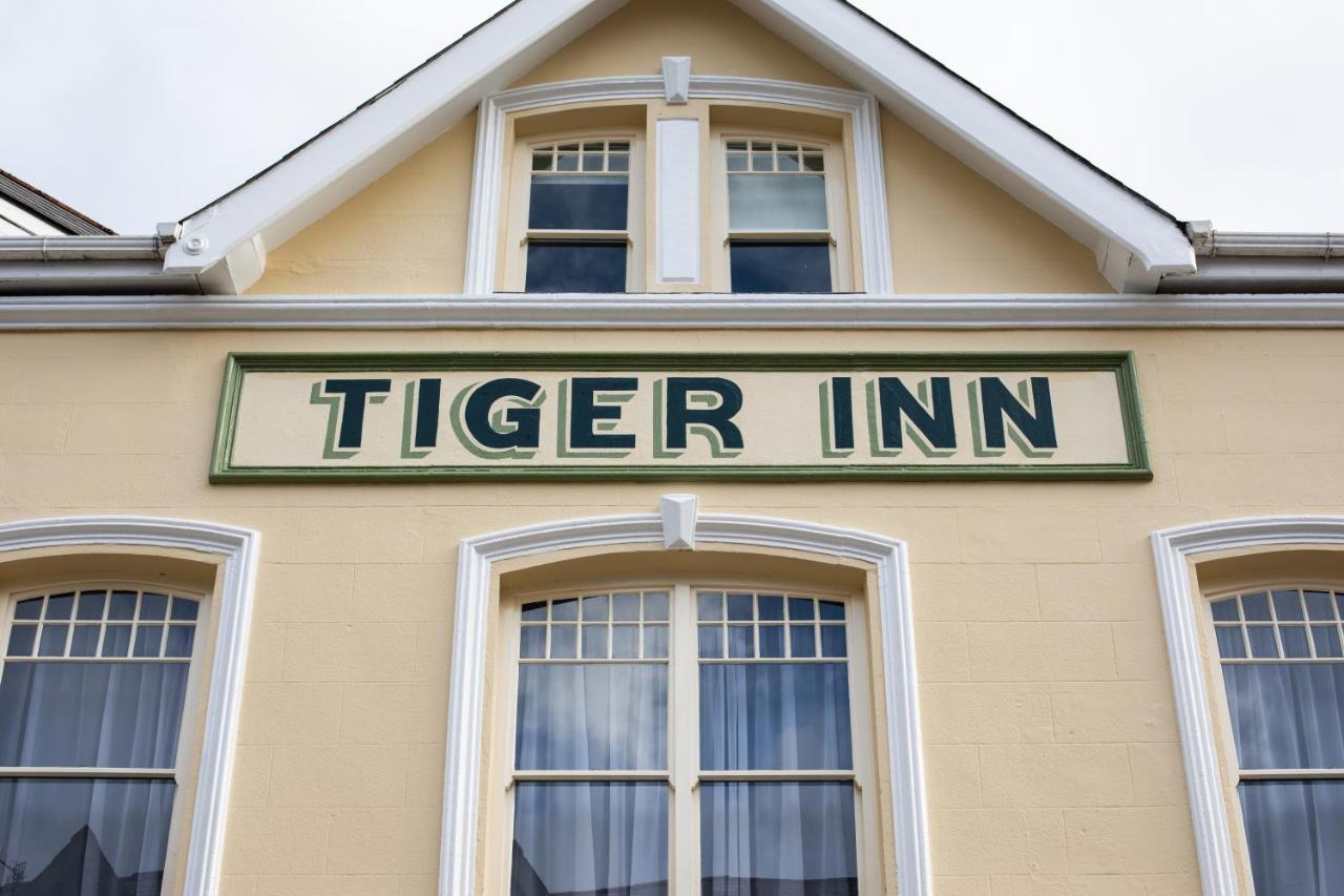 The Tiger Inn ميرثير تيدفيل المظهر الخارجي الصورة